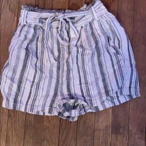 Paper bag style shorts